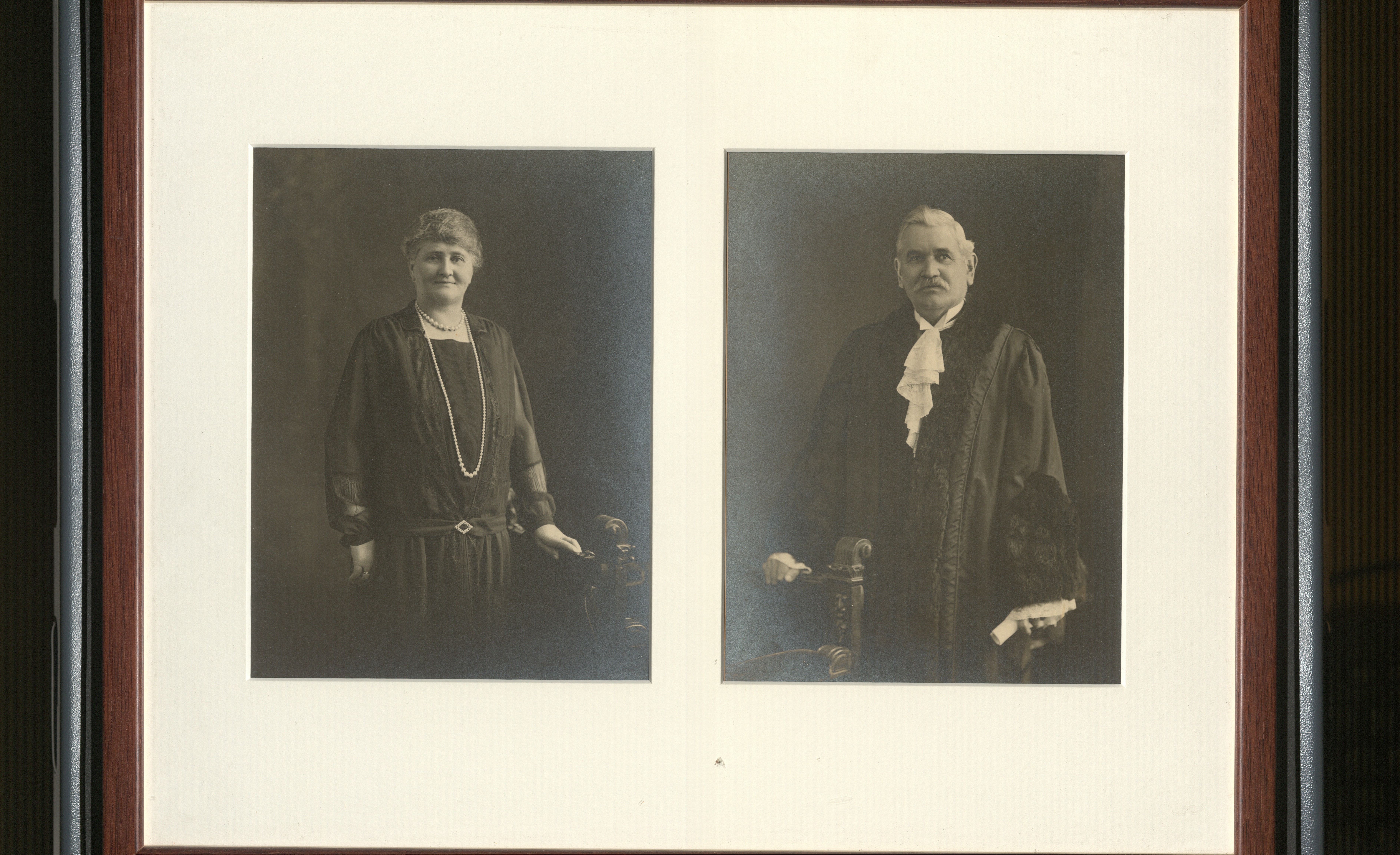 Image of Benjamin Easter Johnson and Eleanor Johnson nee Agar in Mayoral robes [LHRN5319-1]
