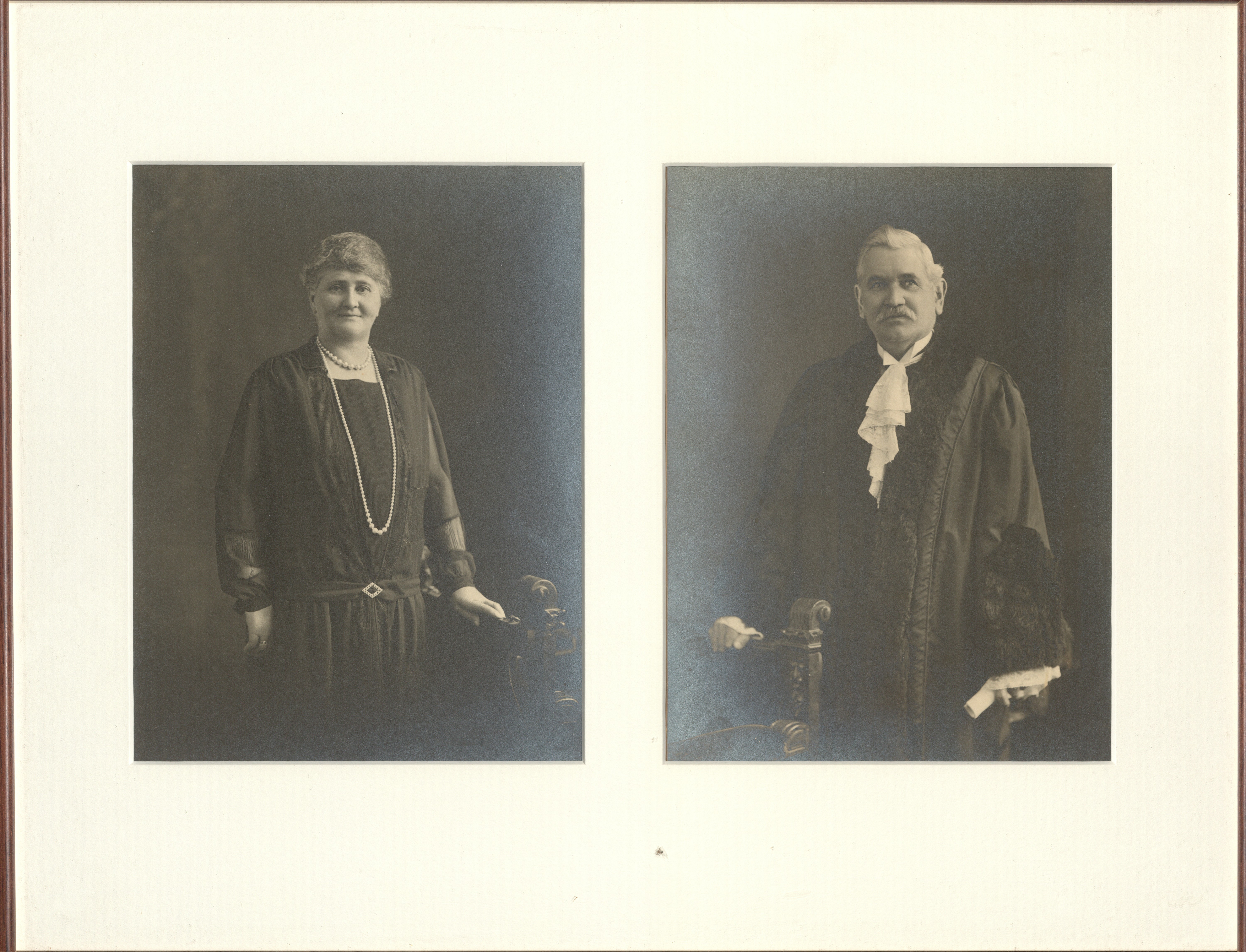  Image of Benjamin Easter Johnson and Eleanor Johnson nee Agar in Mayoral robes [LHRN5319]