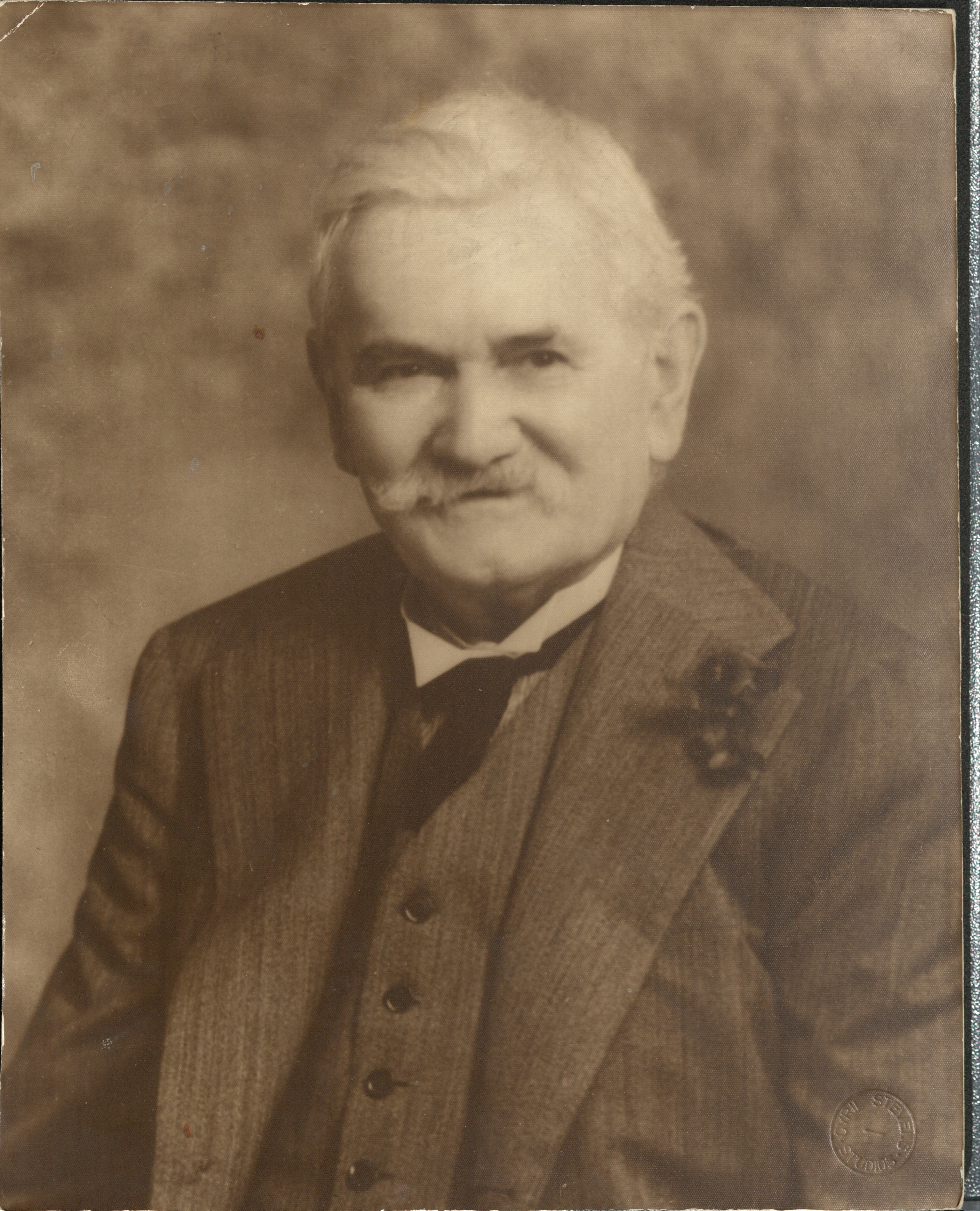 Image of Benjamin Easter Johnson in 1930s [LHRN5321]