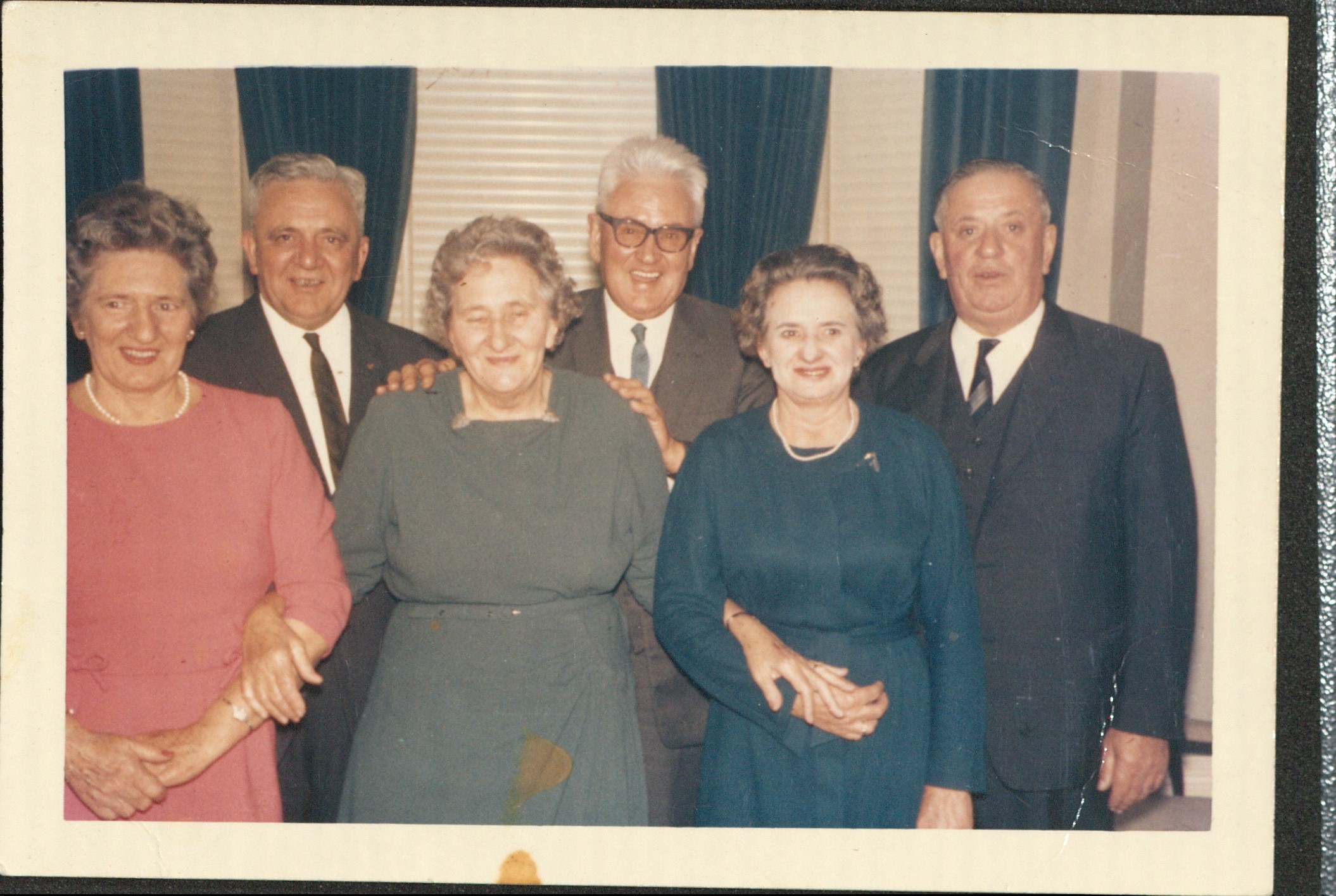 Image of Ellie Hinton, Fred, Emma Hutton, George, Gertie Hamon, and Walter [LHRN5329]