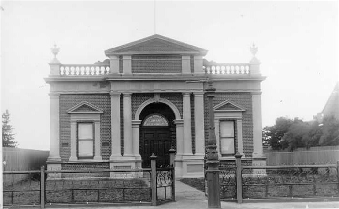 Image of The Preston Library before the addition of the RSL