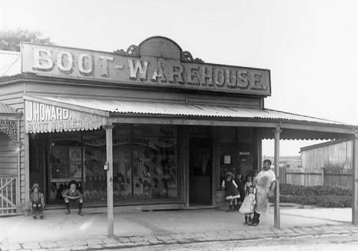 Image of Howard's boot store 