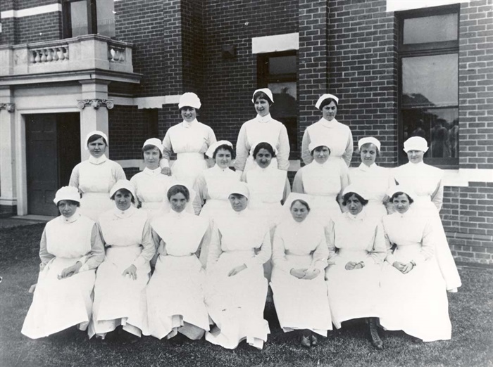 Image of Nurses at the Fairfield Infectious Diseases Hospital