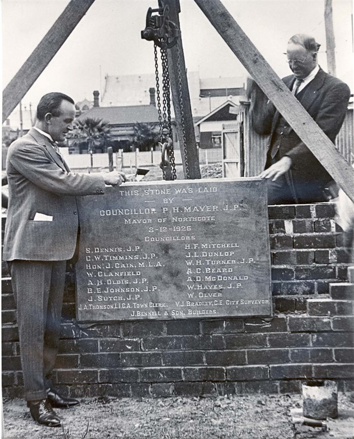 Image of Mayor Philip Mayer laying the foundation stone for the Thornbury Baby Care Centre 1926