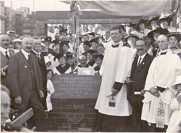 Image of the Laying of the foundation stone for the Holy Trinity Church in Thornbury 1916.