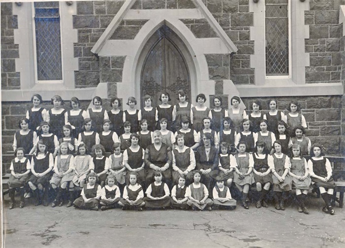 Image of Northcote Methodist Girls Guild 1923. [LHRN807]