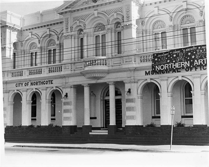 Image of Northcote Town Hall in the 1980s 
