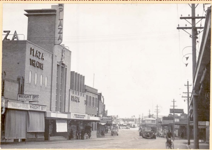 Image of The Plaza Theatre in High Street Northcote, c.1950s