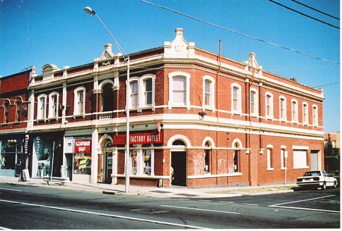 Image of Former Prince Alfred Hotel, 2004. [LHRN1142-1]