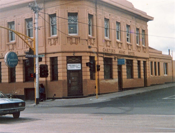 Image of Carter's Arms Hotel c.1985. [LHRN1145]