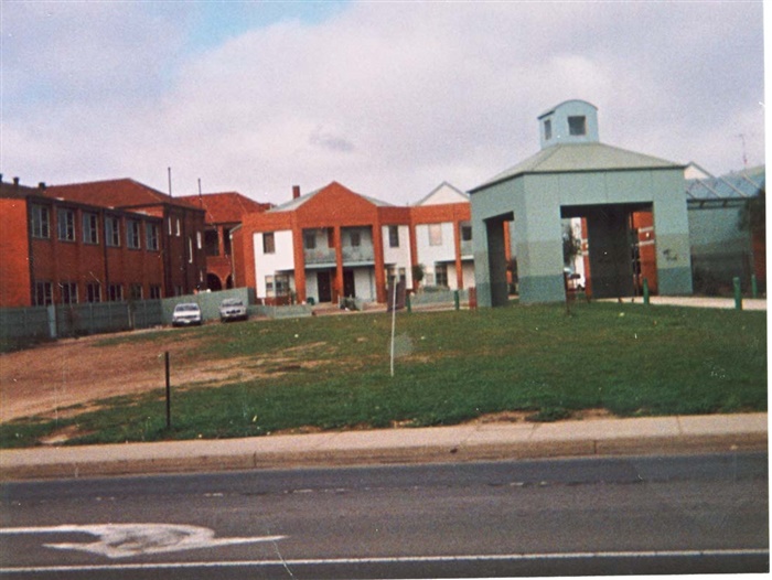 Image of Balgonie Place 1980s. [LHRN1168]