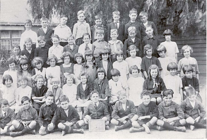 Image of Pupils of Grade 3C (1926) 