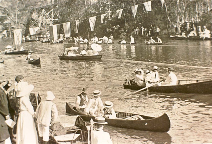 Image of Regatta on the Yarra River
