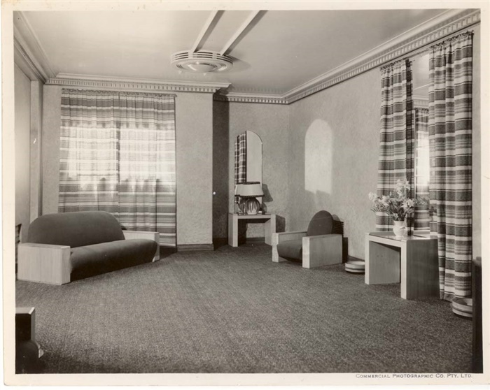 Image of Lounge of Circle Theatre
