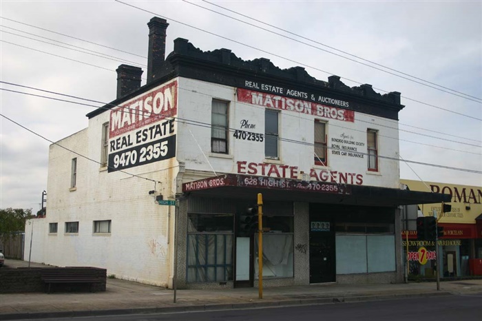 Image of Harvey's general store in 2005, [LHRN1662-2]