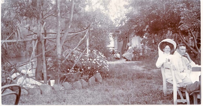 Image of Tea garden at the boathouse