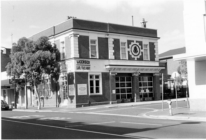 Image of The former Preston Fire Station, now operates as a cafe. [LHRN1757]