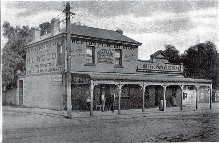 Image of Wood's general store around 1907. [LHRN1791]