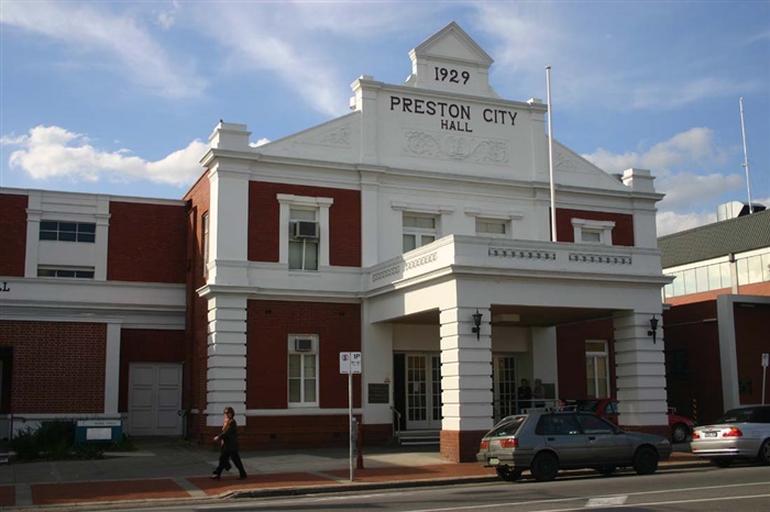 Image of Preston City Hall in 2005