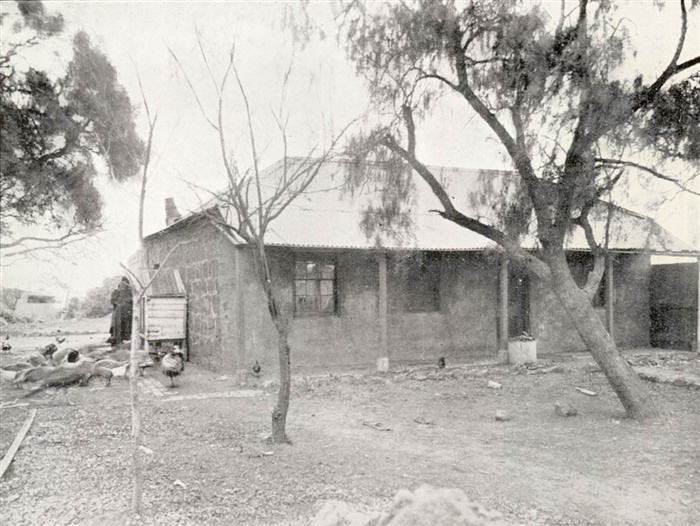 Image of Early German pioneer house in Separation Street