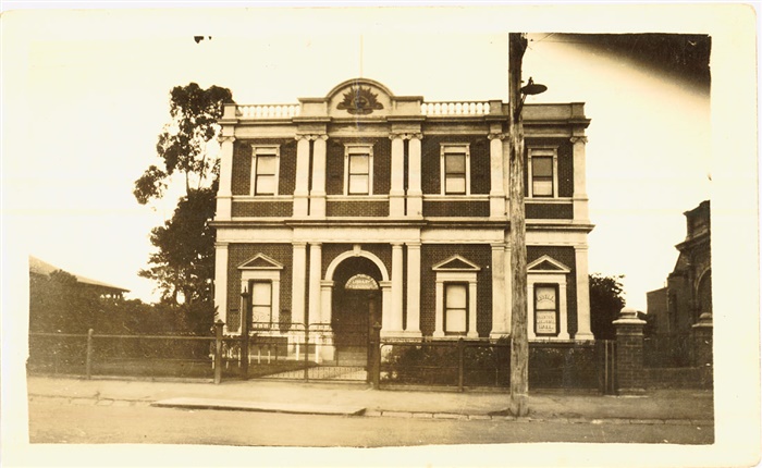Image of Preston Library circa 1920s. The upper floor was the RSL (courtesy Mary Ritchie)