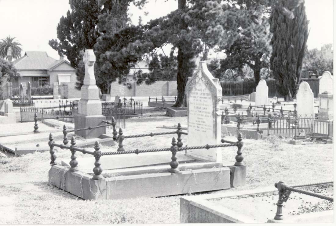 Image of German Cemetery, Northcote.