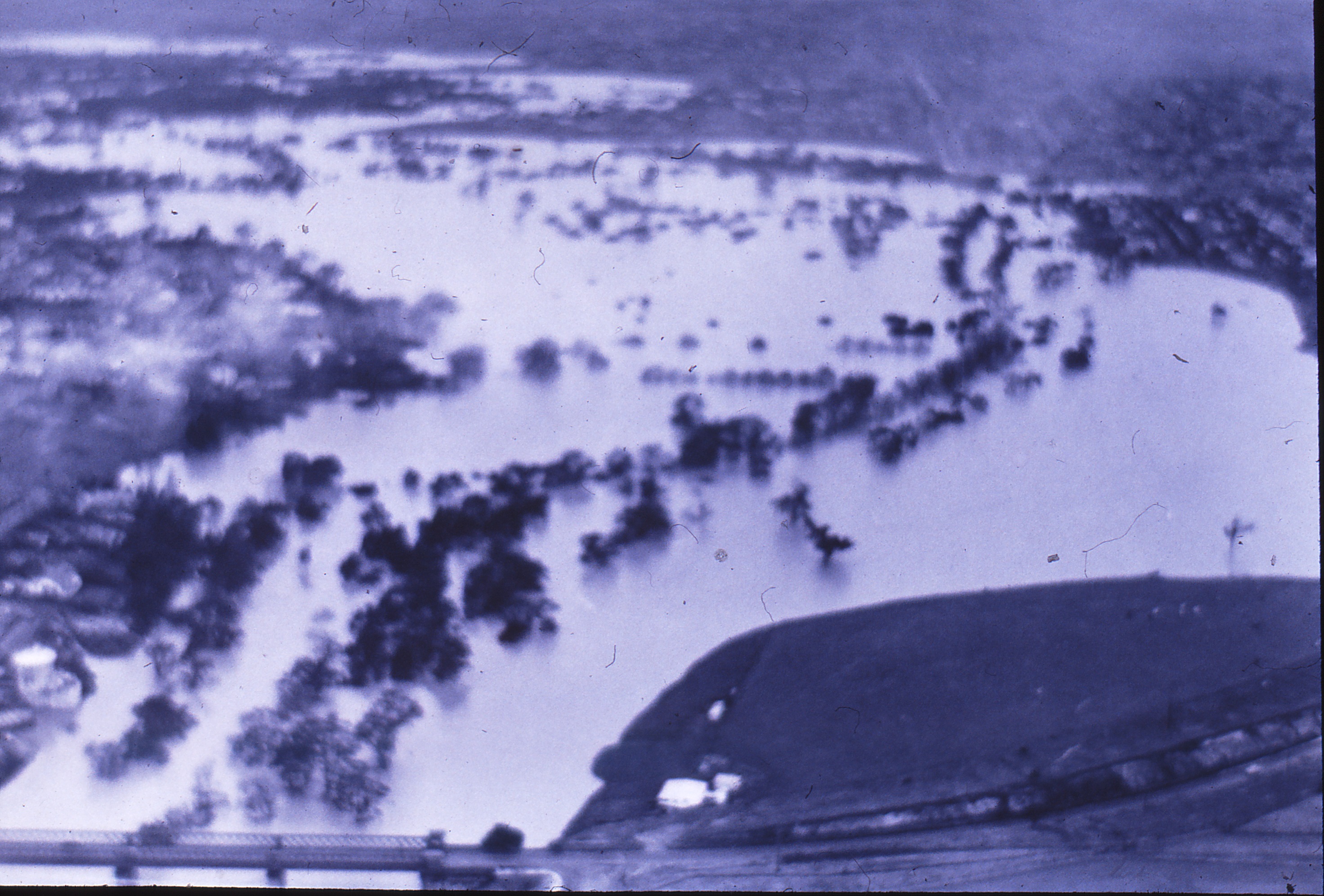 Image of Chandler Highway and flooded Yarra River aerial view