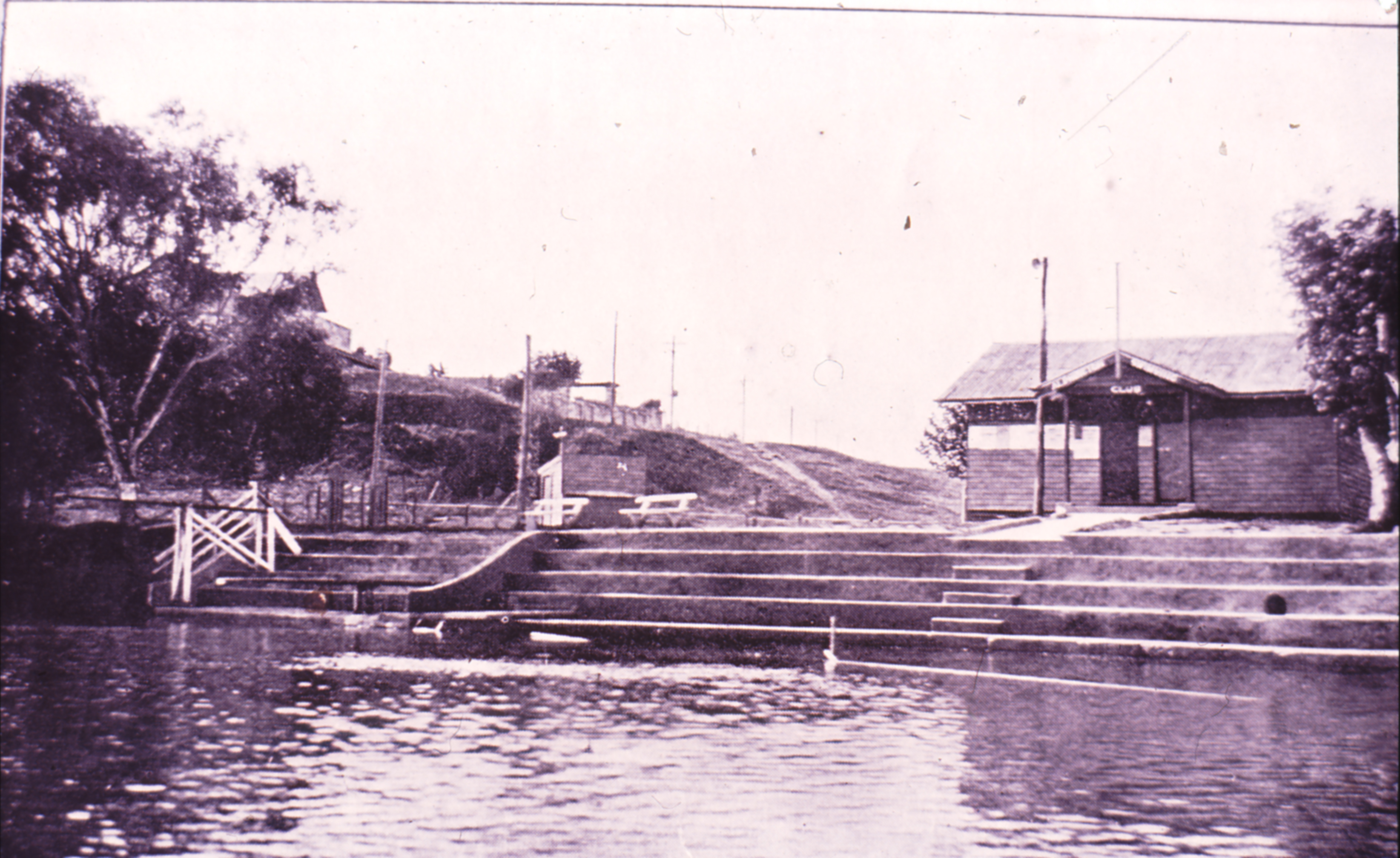 Image of  Alphington Swimming Pool and club house 1923-1924