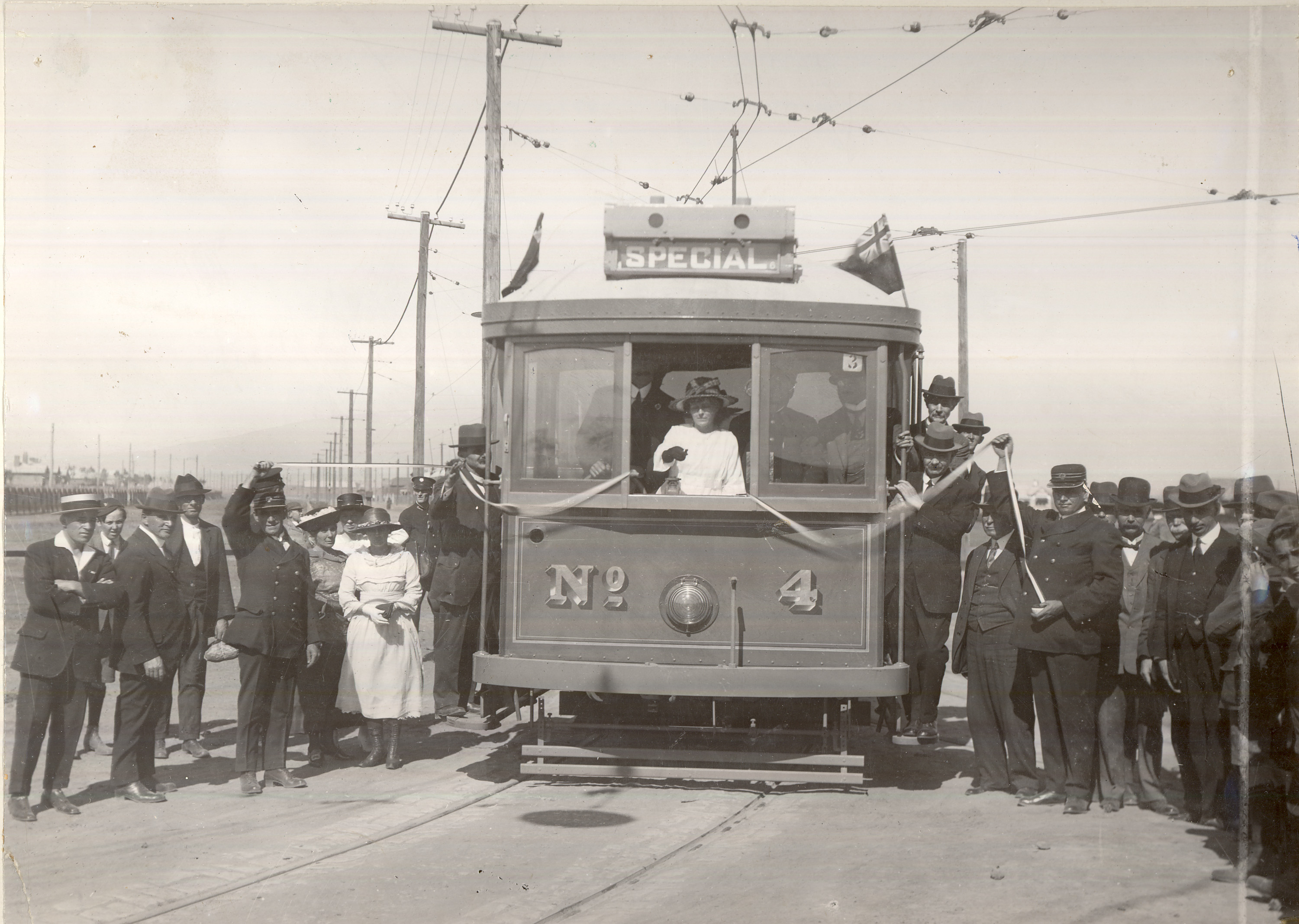 Image of First tram on Plenty Road. [LHRN5055]