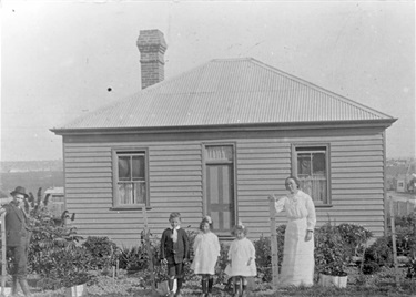 Image of 116 (now 128) Collins Street Northcote. c 1913/14 [LHRN967]