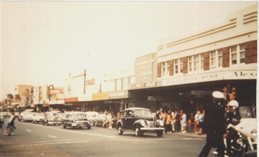 Image of High Street from Murray Road, 1971 (courtesy Lexie Luly) [LHRN2092]