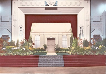 Image of Northcote Town Hall Floral Display 1950s. [LHRN1399]