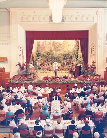 Image of Northcote Town Hall Floral Display 1960s. [LHRN1400]