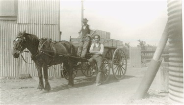 Image of Road work at Northcote during 1930s (courtesy Mary Ritchie) [LHRN2181]