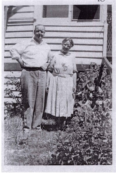 Image of Gwen Kellaway and John Carrick Kellaway. [LHRN4723]