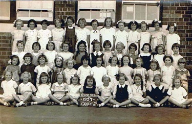 Preston State School, Tyler Street 1937 Grade 2C class. Valarie Latham is front row 2nd from right [LHRN5437-26]